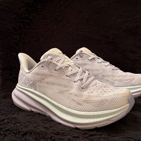 HOKA CLIFTON 9 - ICE CLOUD BLUE AND MINT. EUC - Picture 4 of 13